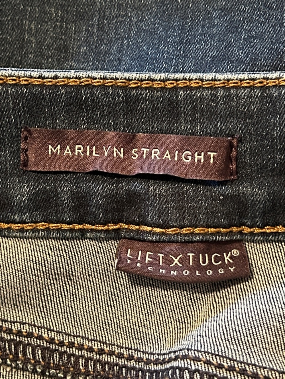 NYDJ Marilyn Straight Leg High Rise Jeans in Cooper Wash Lift Tuck Size 12 - Picture 6 of 11